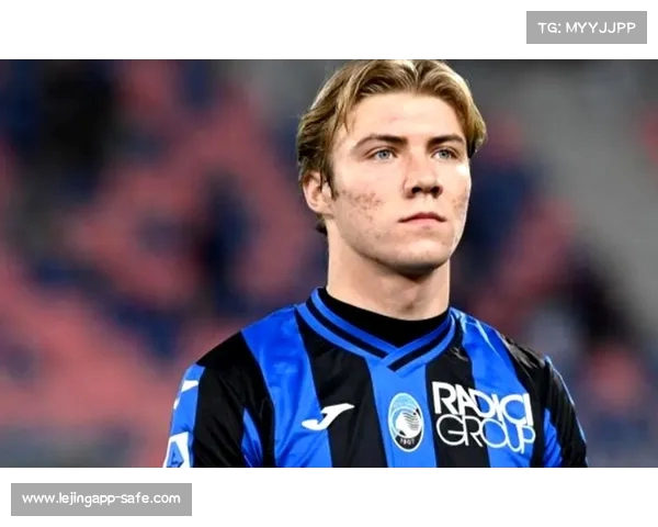 南美杯米内罗竞技前锋霍兰帽子戏法